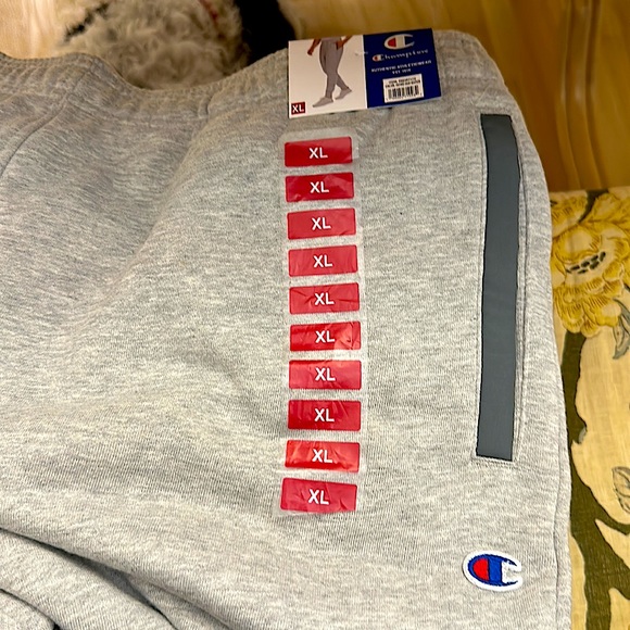 Champion Men’s Fleece Jogger, C logo on front, front side pockets, Size XL, NWT - Picture 7 of 7